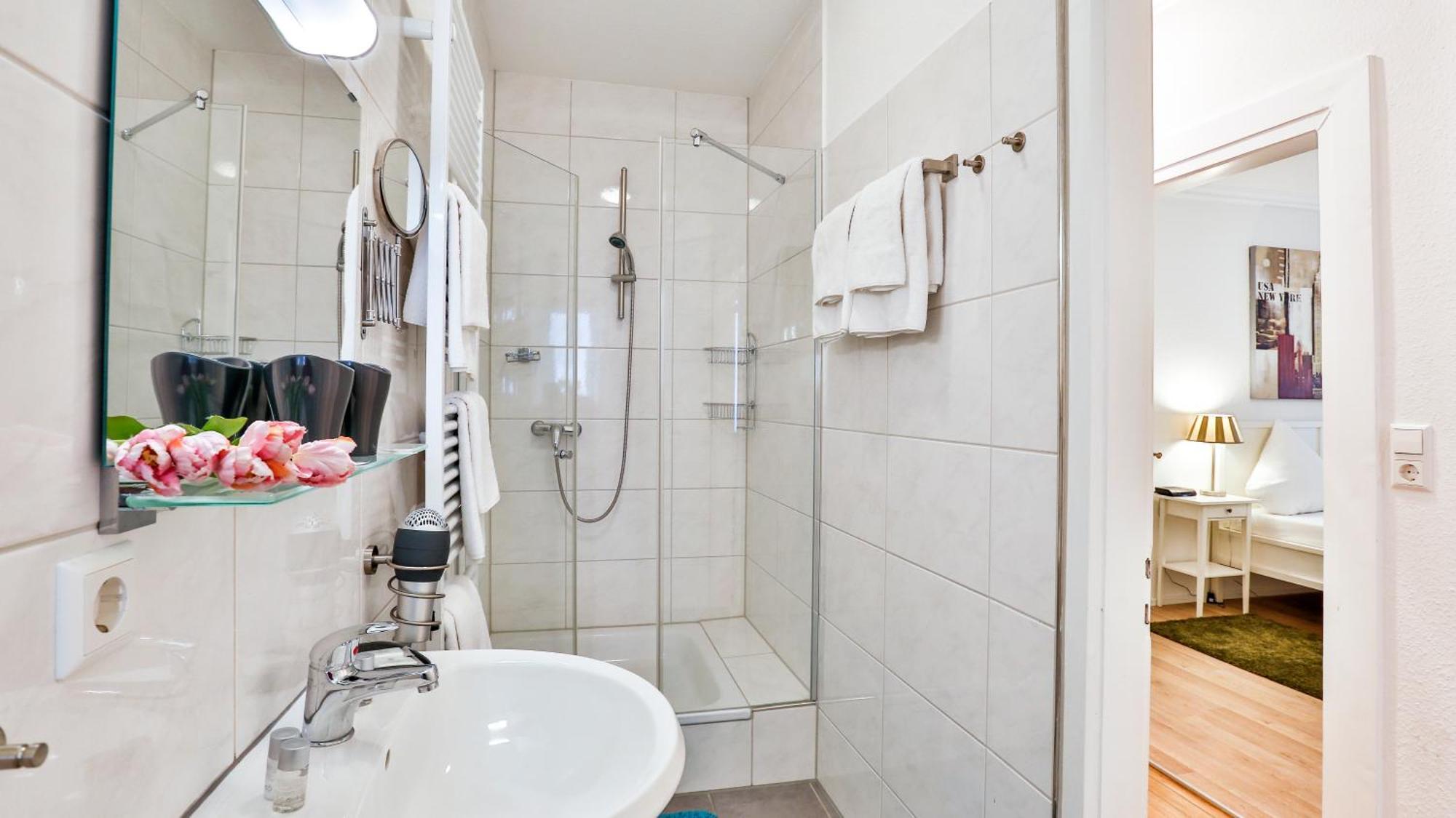Hotel Laterne Baden-Baden Room photo