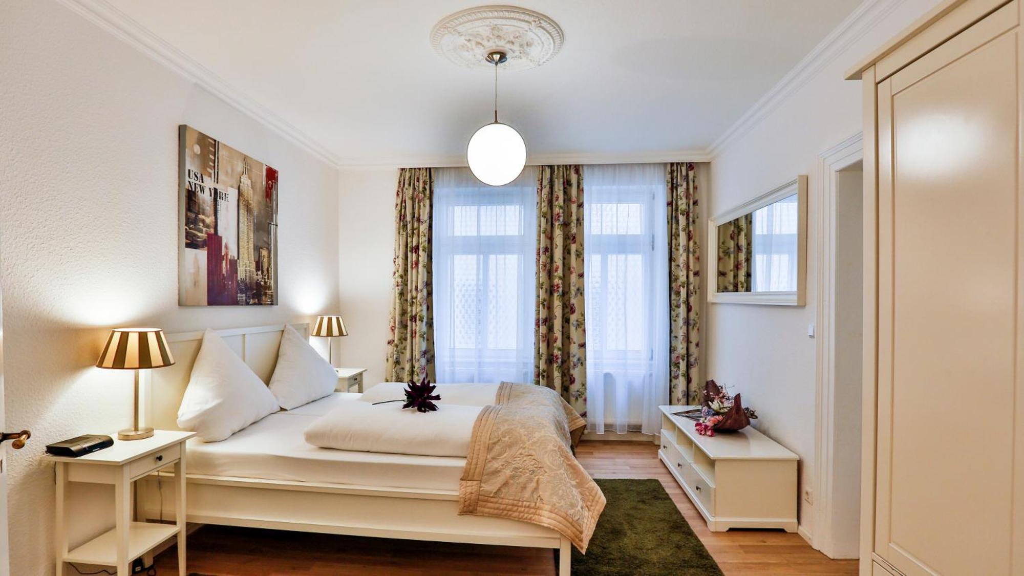 Hotel Laterne Baden-Baden Room photo