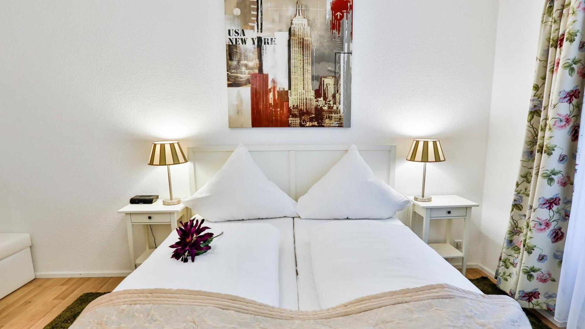 Hotel Laterne Baden-Baden Room photo