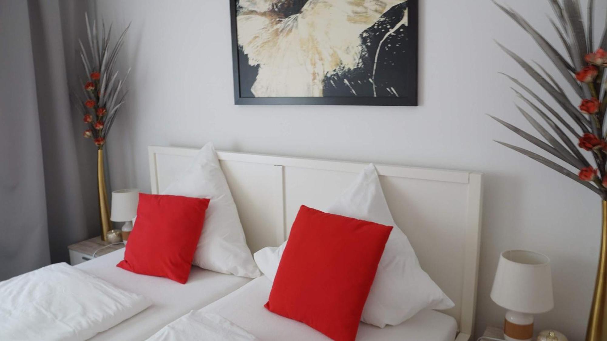 Hotel Laterne Baden-Baden Room photo